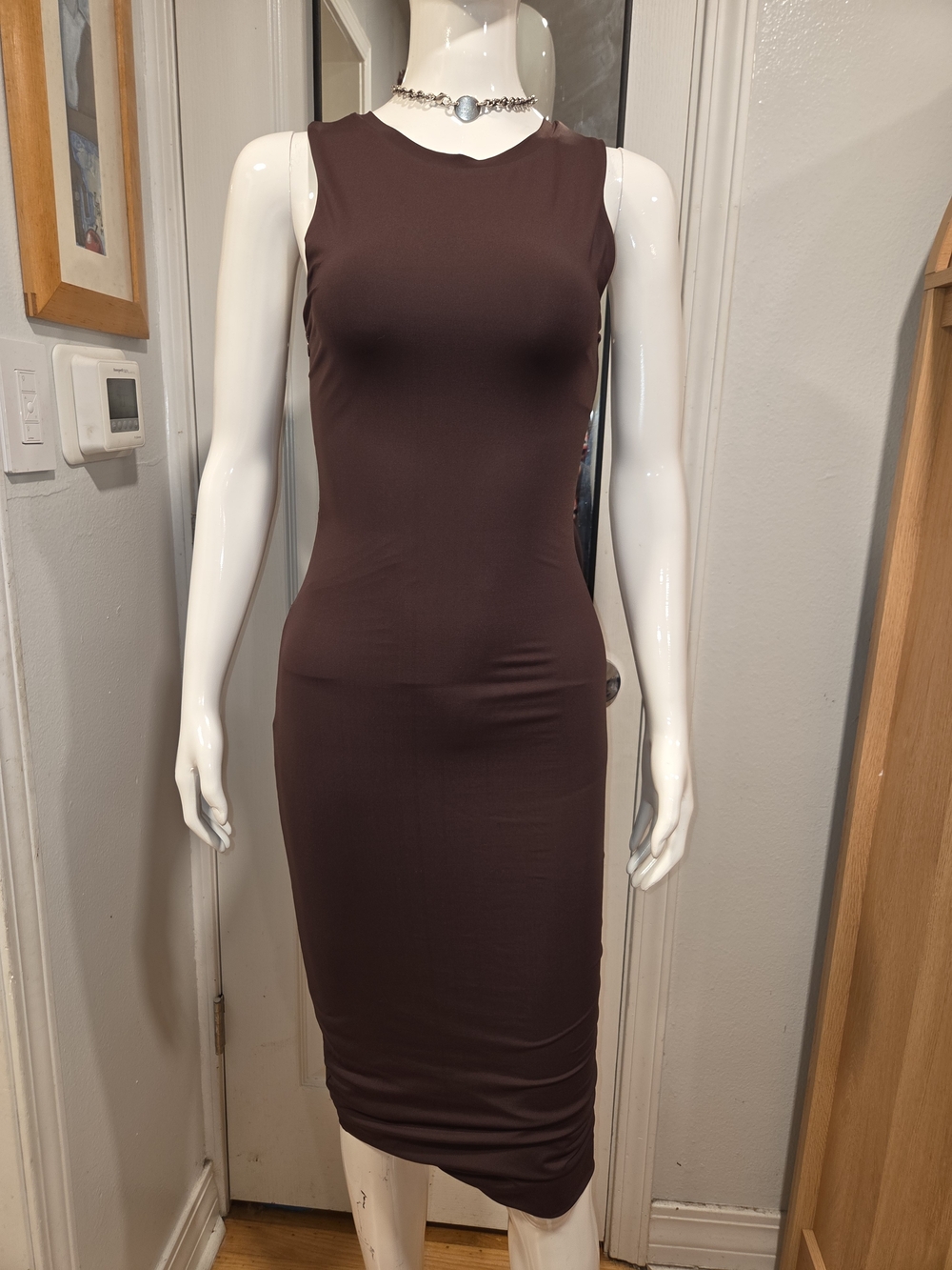 Vitality Sexy Sleeveless Midi Bodycon Dress in Deep Brown Sz M